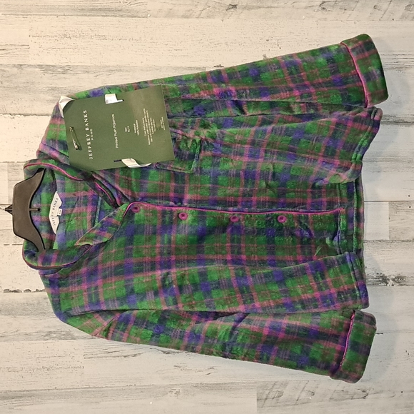 1109 Jeffery Banks Printed Plush Pajama Set - Picture 2 of 10